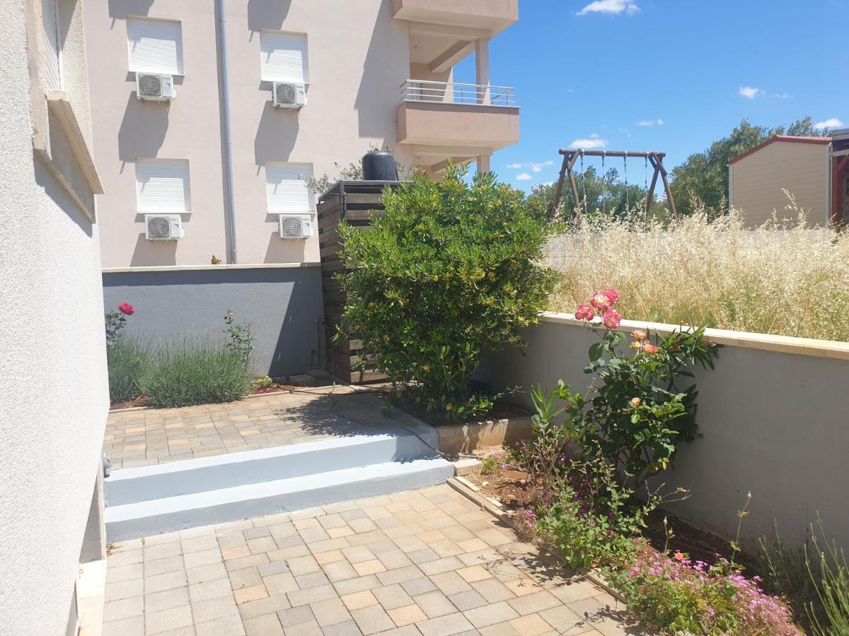 Apartmani Bepo Sveti Filip i Jakov Dış mekan fotoğraf