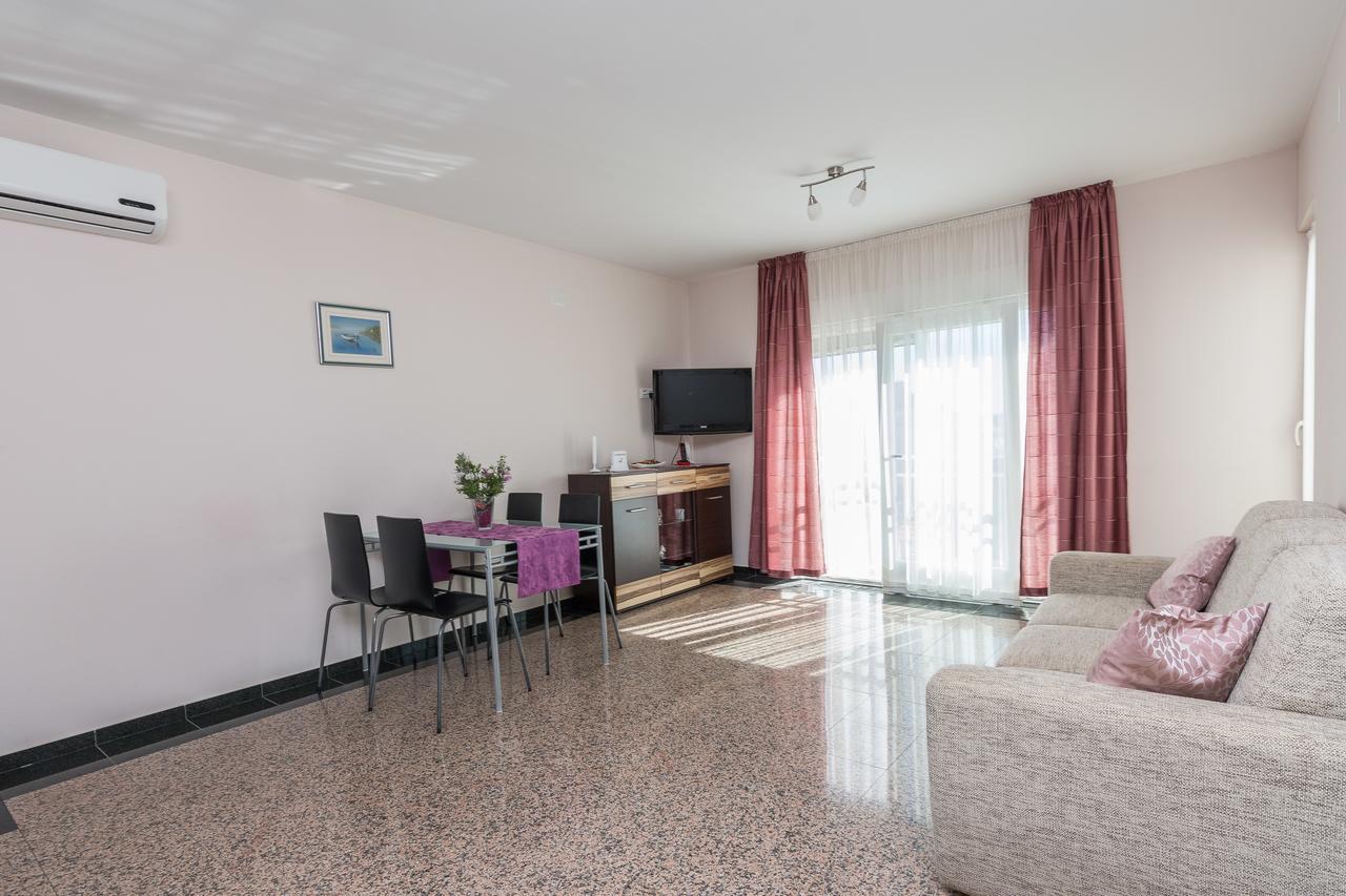 Apartmani Bepo Sveti Filip i Jakov Dış mekan fotoğraf