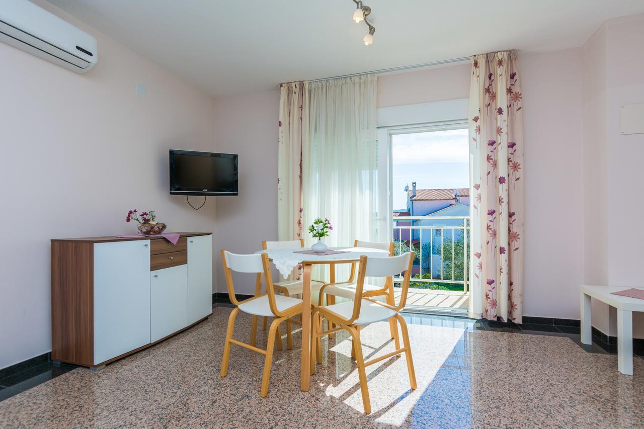 Apartmani Bepo Sveti Filip i Jakov Dış mekan fotoğraf